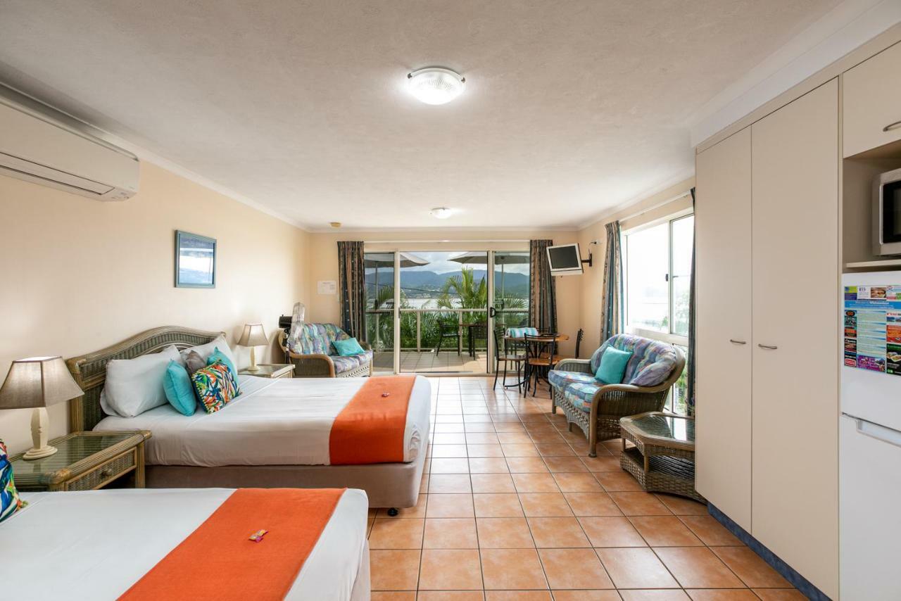 Sunlit Waters Studio Apartments Airlie Beach Exterior foto