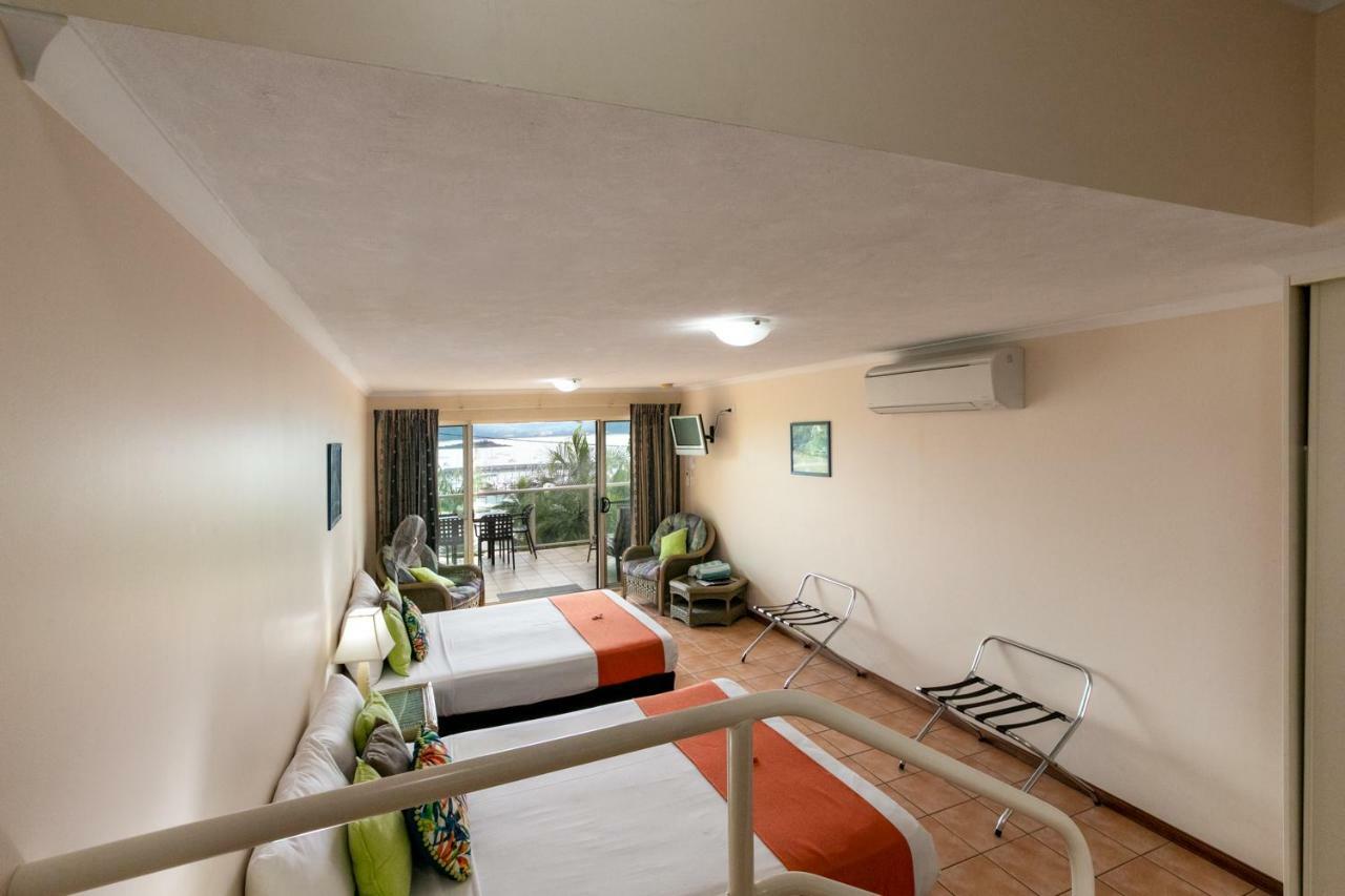 Sunlit Waters Studio Apartments Airlie Beach Exterior foto