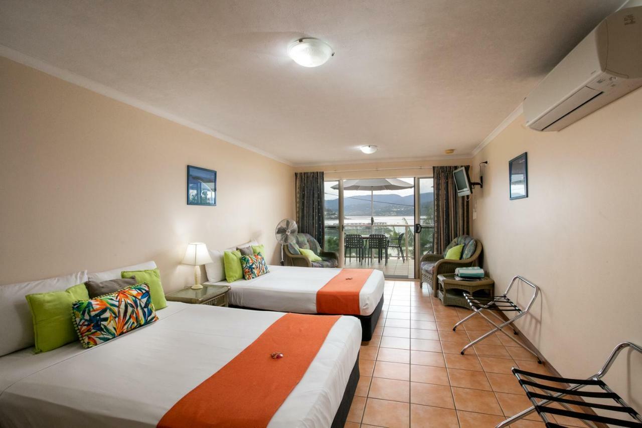Sunlit Waters Studio Apartments Airlie Beach Exterior foto