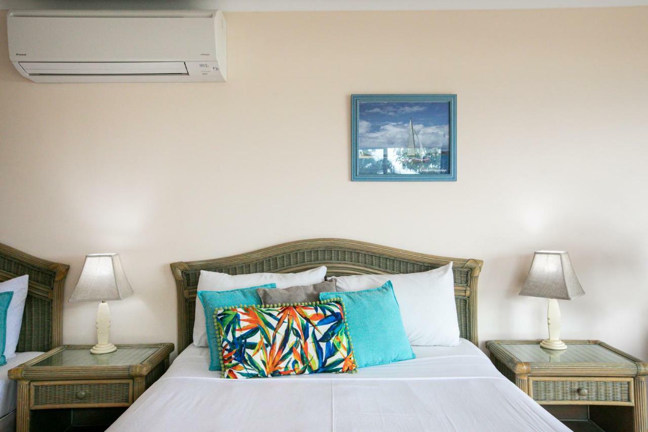 Sunlit Waters Studio Apartments Airlie Beach Exterior foto