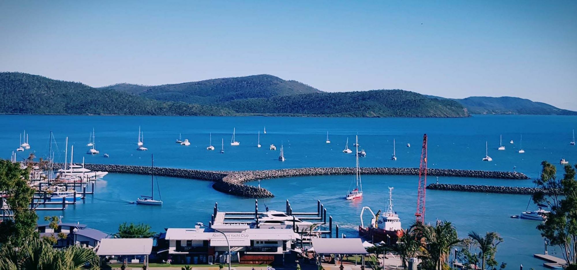 Sunlit Waters Studio Apartments Airlie Beach Exterior foto